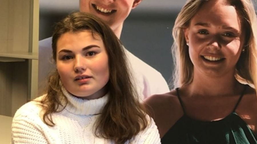 josephine tietgen ordblind elev